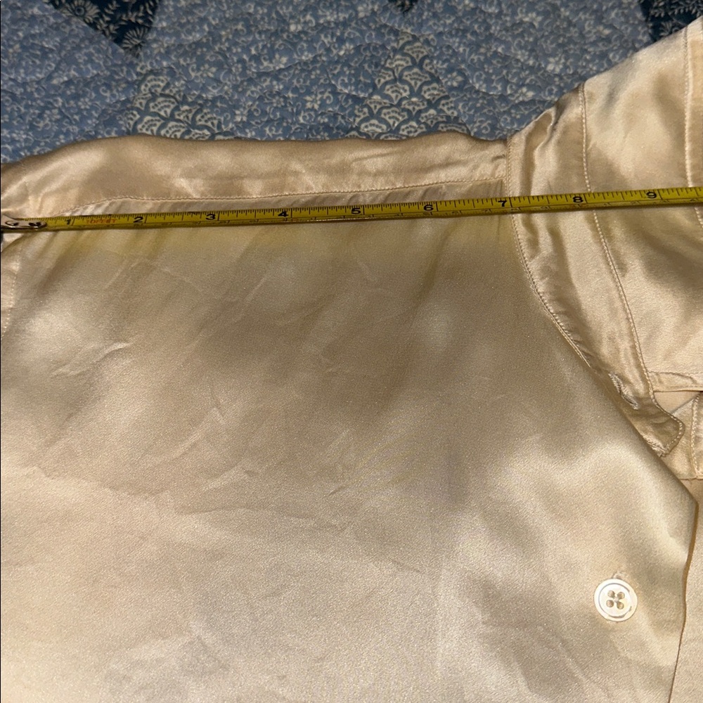 Ralph Lauren Lady’s Button Down in Cream Silk 100% size 4 - Picture 9 of 9